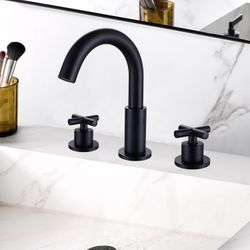 8 in. Widespread Double Handle High Arc Spout Bathroom Faucet in Matte Black