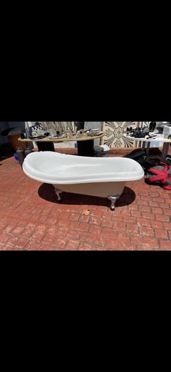 New Bathtub And Faucet Include