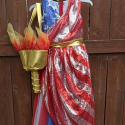 Lady Liberty Halloween Costume