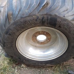 Sand rail paddle tires