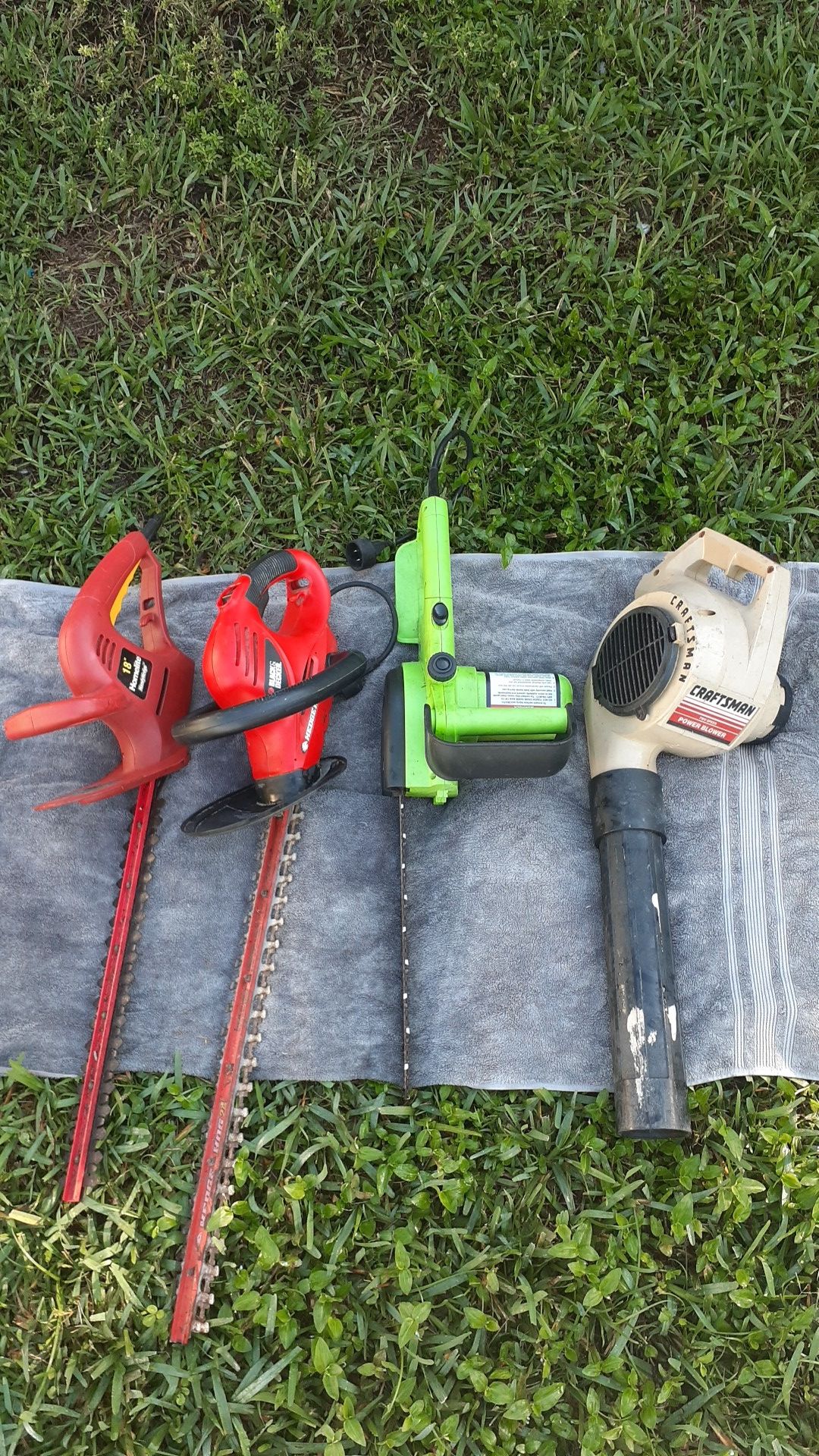 Lawn equipment for sale ! craftsman leaf blower , porland chainsaw and 2 hedgers