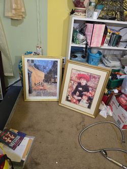 Two Sisters ob The TERRACE, and Café TERRACE AT NIGHT!