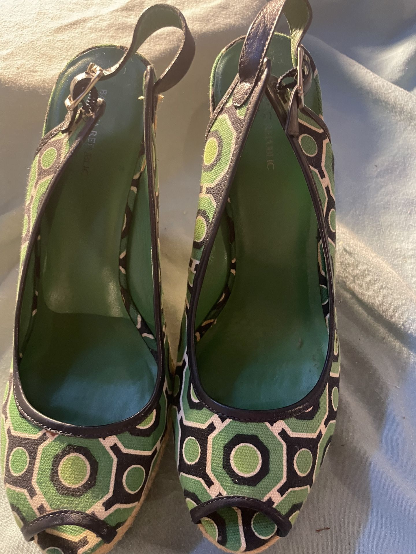 Banana Republic Size 9 Espadrille 