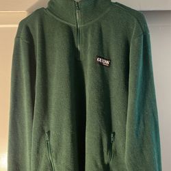Men’s GUESS sweater