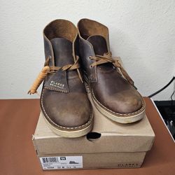 Clarks Men's Suede Desert Boot Beeswax Bottom Size 12