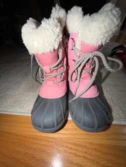 Size 1 Girls Pink Snow Boots with Faux Fur Cuff