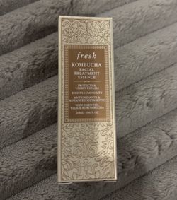 NEW FRESH KOMBUCHA FACIAL TREATMENT ESSENCE $5!