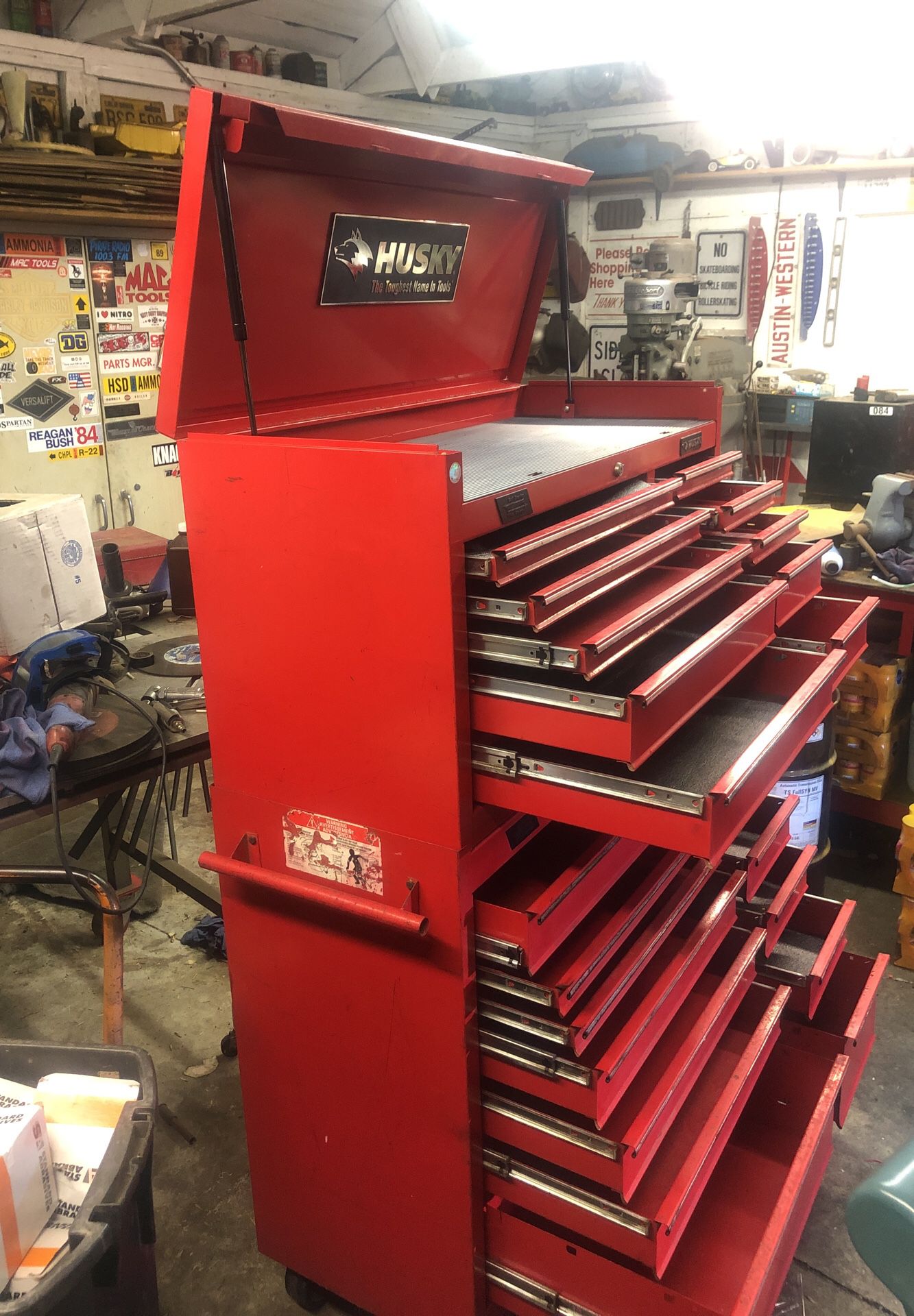 Husky 23 drawer toolbox top and bottom box tool box for Sale in Brea ...