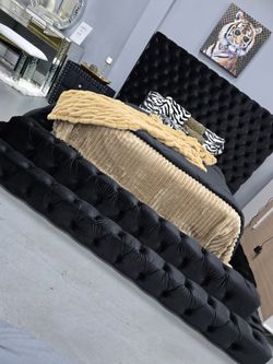 ✨️ King, Cal King, Queen Bed Frame ✨️ Furniture Sectionals, Bedrooms, Dining Avail