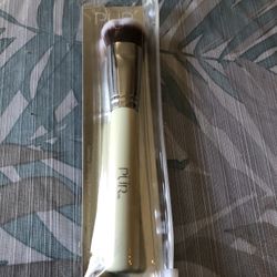 PUR Contour Blending Makeup Brush - NEW.  