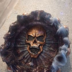 Custom Resin Ash Tray 