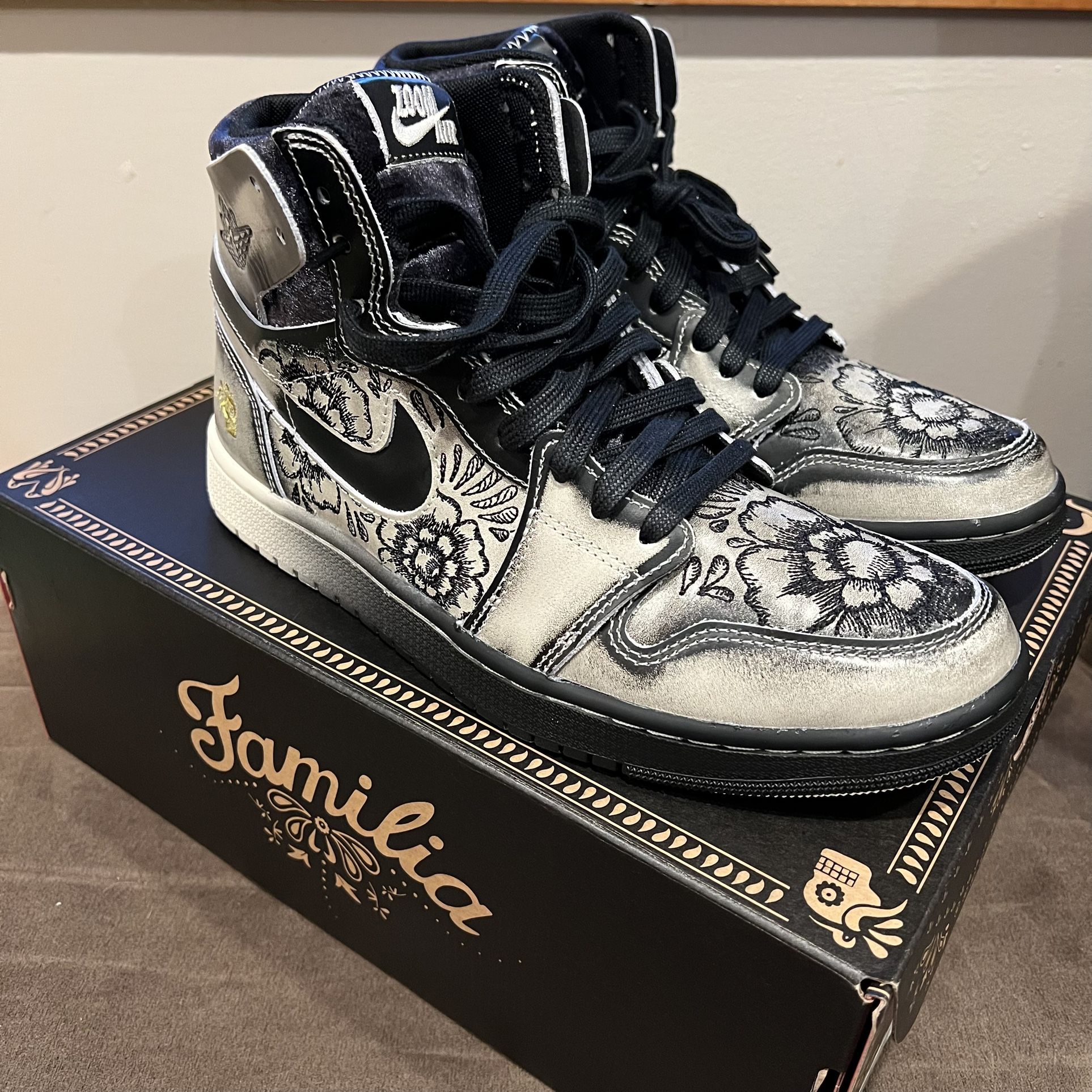 Nike Air Jordan 1 High Zoom Air CMFT 2 “Dia De Muertos” Size 9