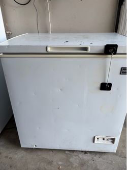 RCA deep freezer