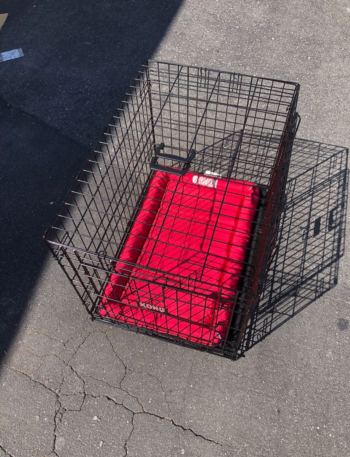Kong Medium Dog Crate