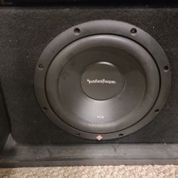 Rockford Fosgate R2 10" Speaker W/ Enclosed Box