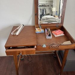 Wooden vanity / Desk