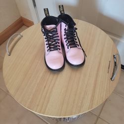 Girls/Toddler  Size 11 PINK  Dr. MARTEN 