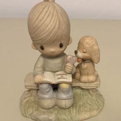 Lot of (6) Original Precious Moments Figurines