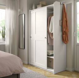 (MOVING SALE) IKEA Wardrobe