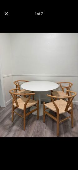 West Elm Tulip Dining Table + 4 Wishbone Chairs