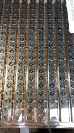 Tray of mini-DIN 4 (S-video) PCB connectors
