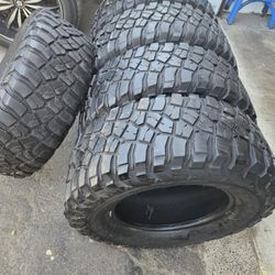 5 used tires Lt285 70r17 BF GOODRICH KM3 $450.00 all 5