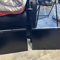 2 24” HP LCD Monitors With Stands And Table Mount 