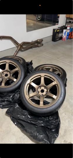 Titan 7 TD6 Wheel & Tire Set 18x9.5 ET22 w| 265/35/18 Square...
