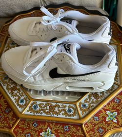 Women's Nike Air Max 90 Sneaker