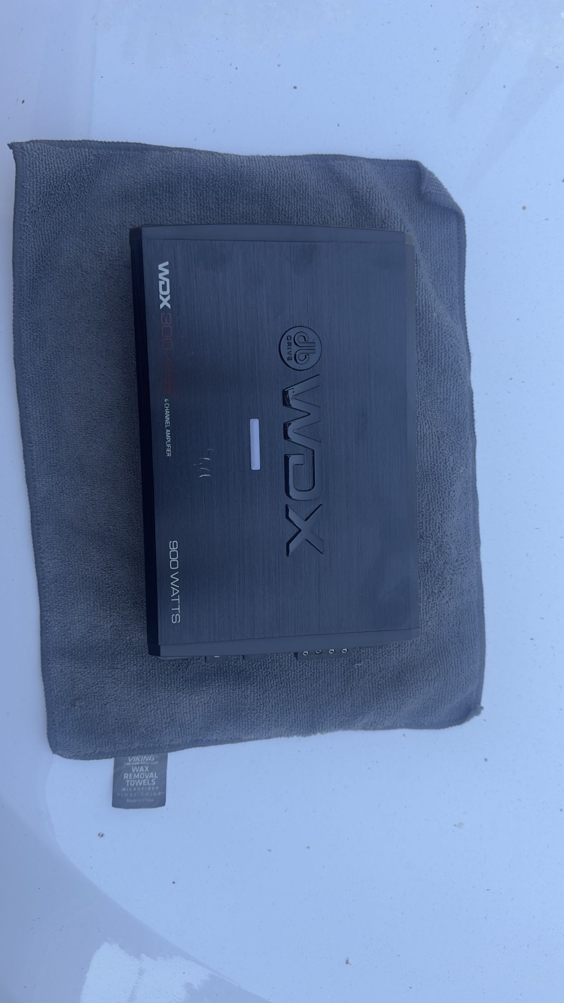 DB Drive WDX 2K G2 Mono Amp & WDX 300.4G2 4-Channel Amp – Good Condition