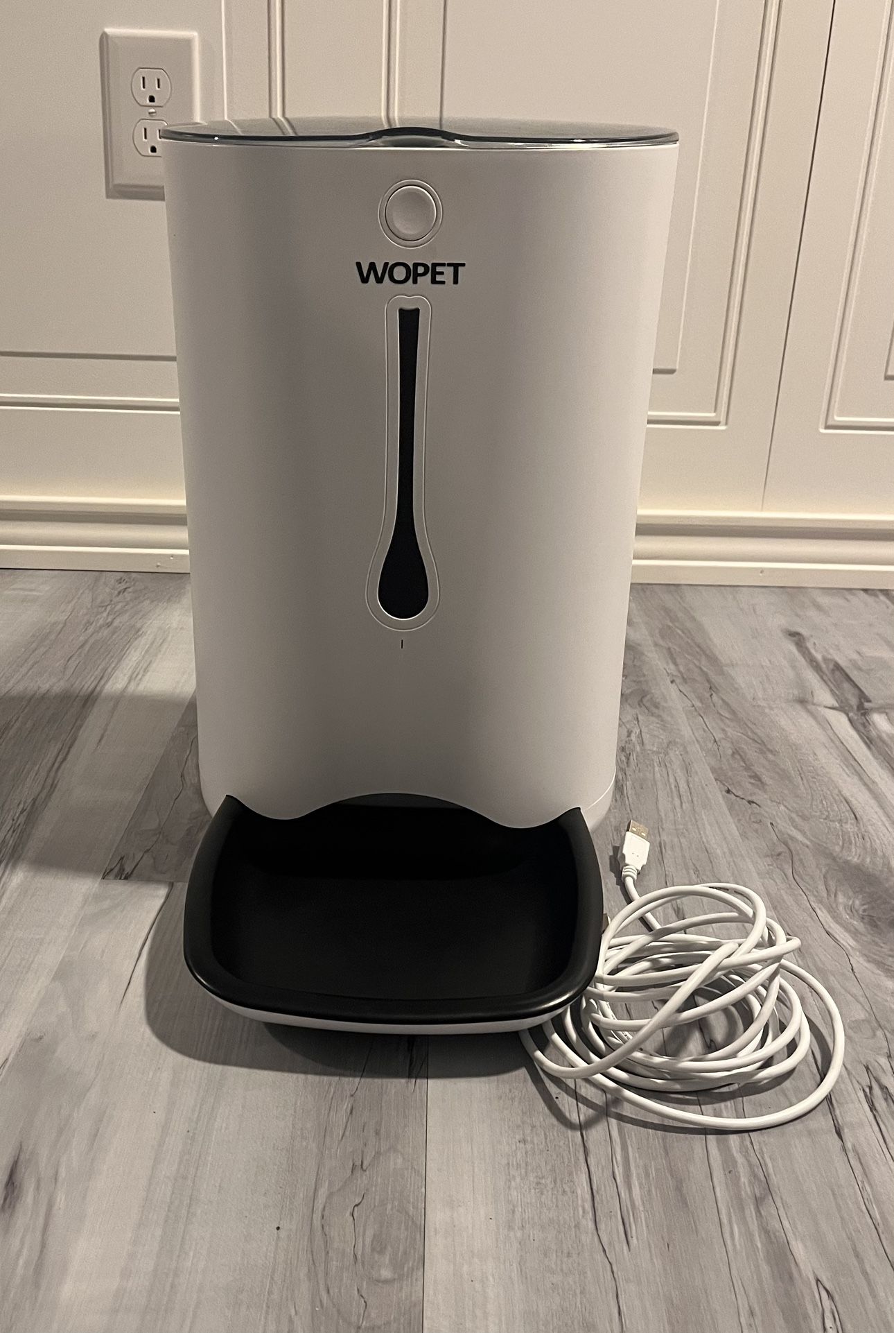 Auto pet feeder