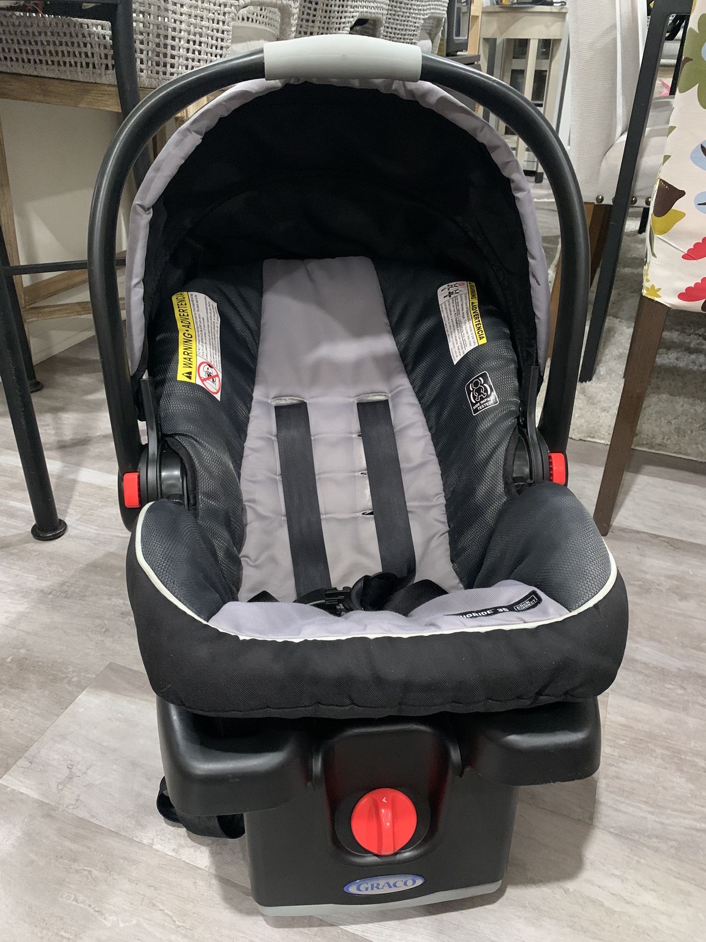 Graco Infant Car Seat