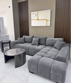 New sectional in box 📦 1099