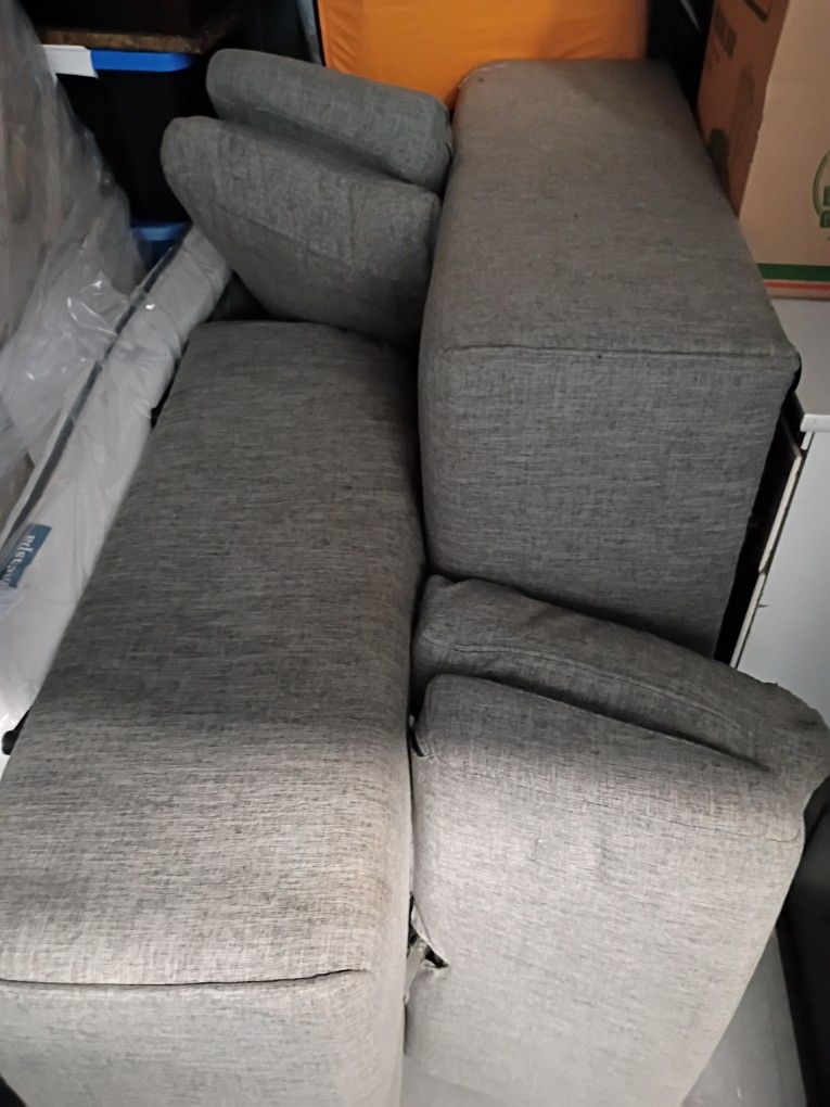 4pc Sectional Lounge Couch