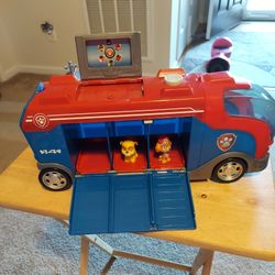 Paw Patrol Mission Cruiser 