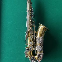 Yamaha Saxophone 