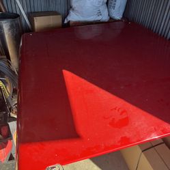 Red Snug Top ( Very Good Condition )