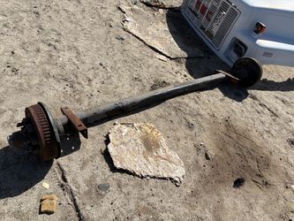 Trailer axels 6 lug and 8lug used good condition parts