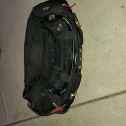 oakley hot tub duffle bag
