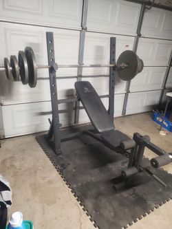 Olympic Weight Bench With Leg Developer & Weight Set 275lbs All Together Read Description Below