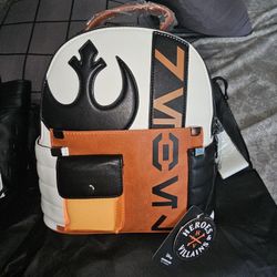 (2) Star Wars Purse And Backpack. Brand New