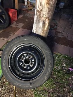 Tire just one Nissan Altima 95 steel wheel