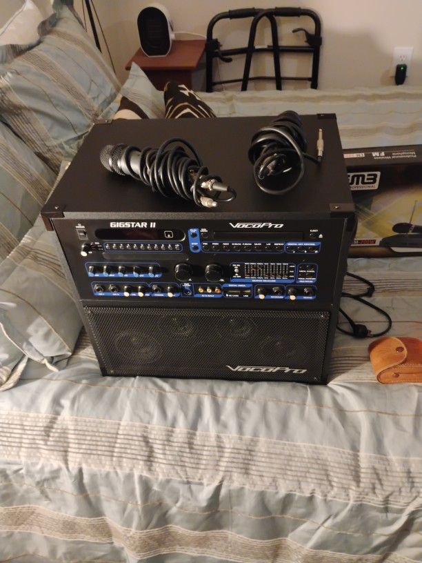 Voco Pro Gigstar 2 Karaoke Machine 