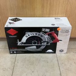SKILSAW SPT 70 WM-01 10-1/4” MAGNESIUM SAWSQUATCH WORM DRIVE.