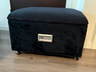 Ottoman (Black)