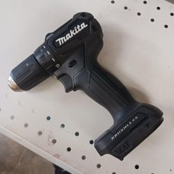 Makita new drill driver 18v brushless tool only