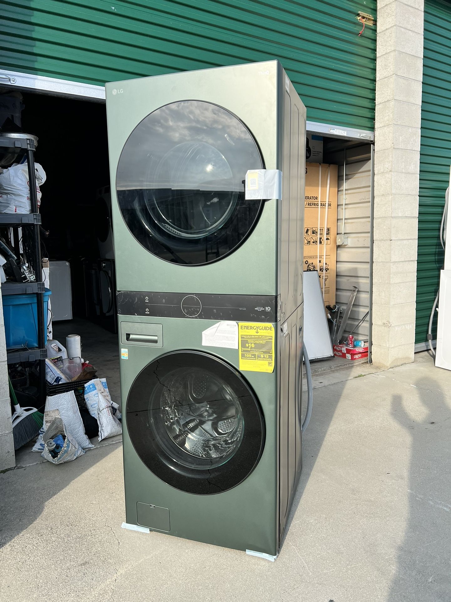 Washer And Dryer Set Green. In Good 👍. LG