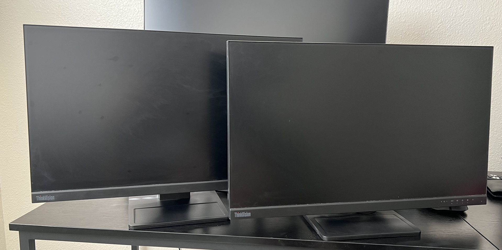 Lenovo Computer Monitors