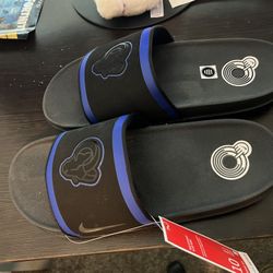 Nike Ram slides size 10 