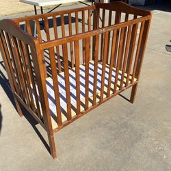Foldable Portable Wood Crib